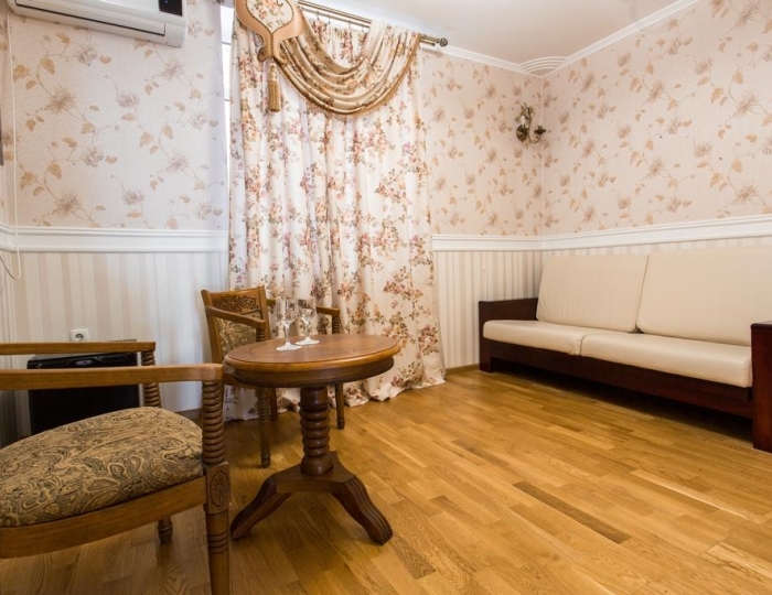 Люкс 2-местный 2-комнатный - Гостиница «Олимп» Сухум